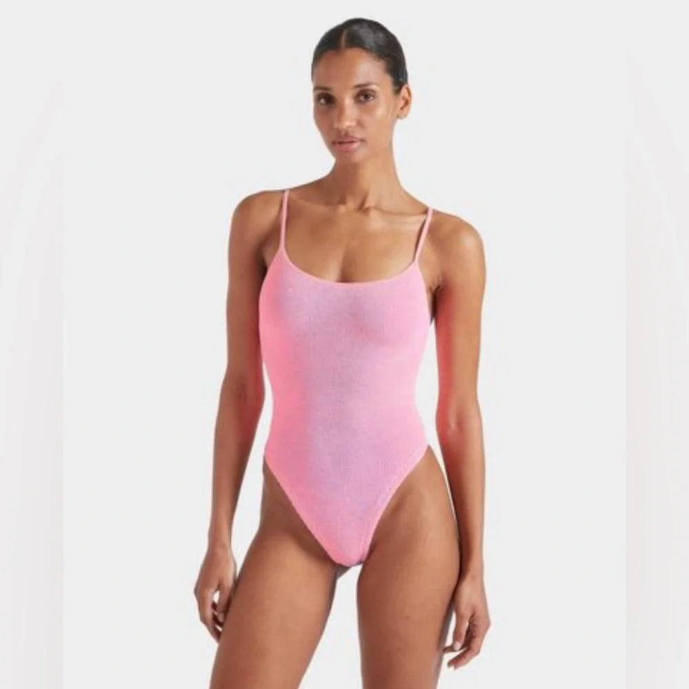 Price Firm - HUNZA G Petra One Piece - Bubblegum